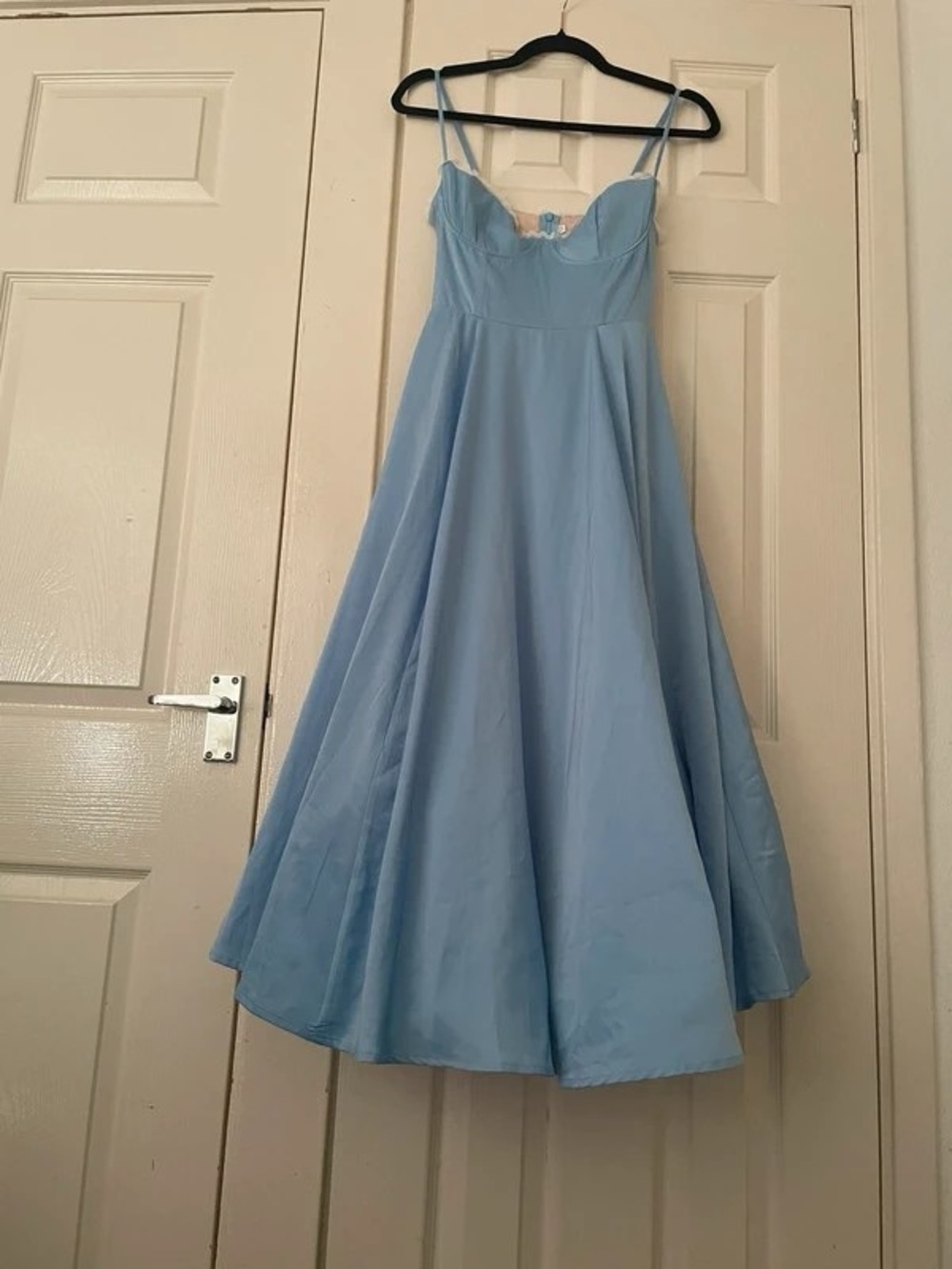 Elegant Light Blue Midi Spaghetti-Strap Dress